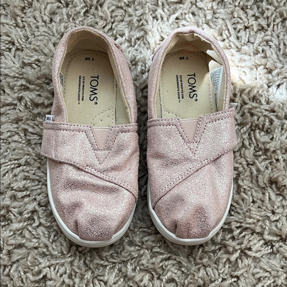 TOMS Kids Shimmering Pink Moccasins